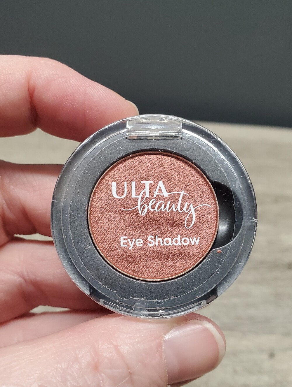 Ulta Beauty single Eye Shadow in Risk Taker